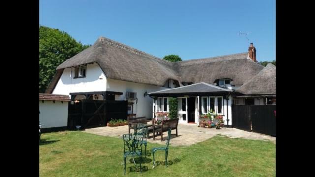 White Horse Inn Andover Exterior photo